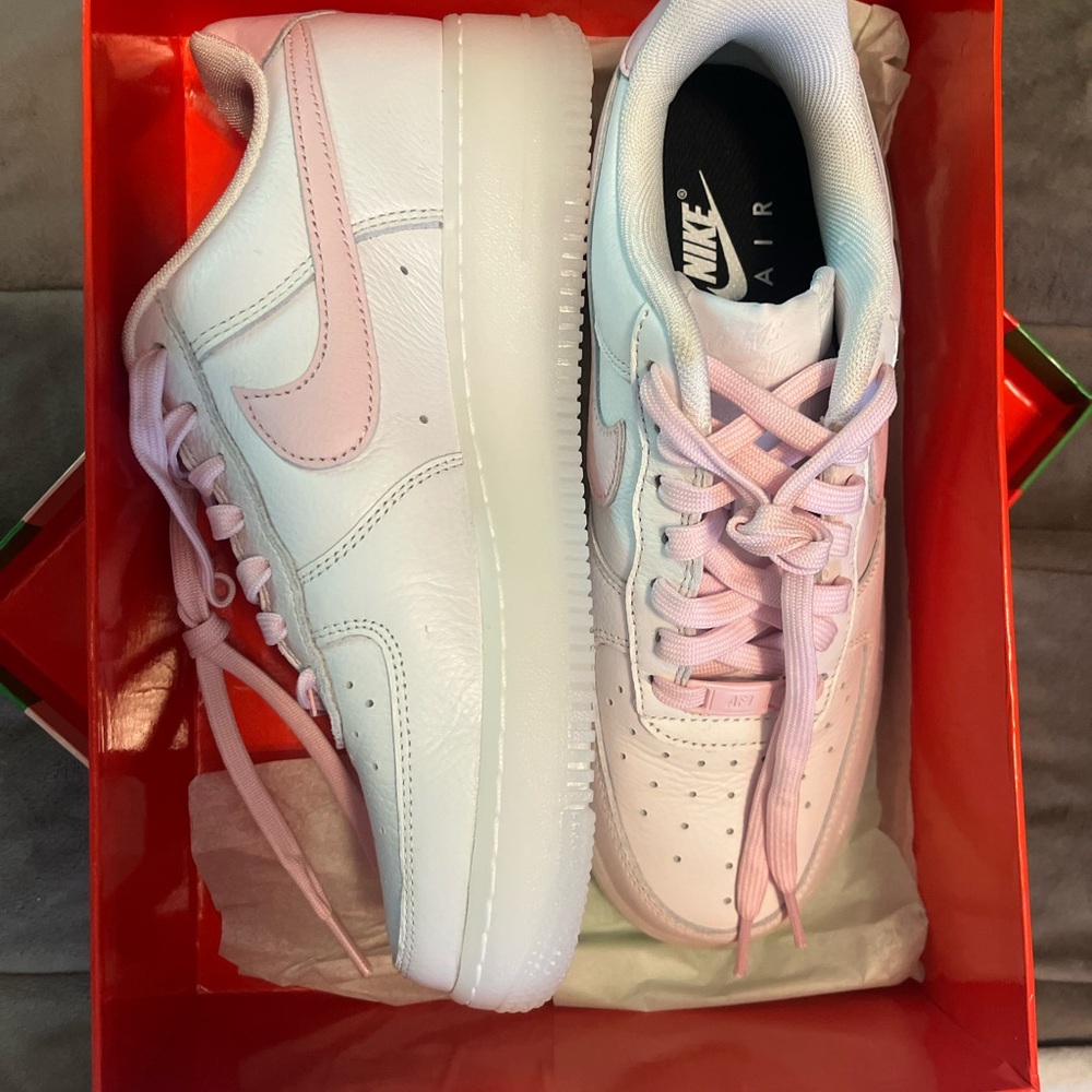 Custom AF1, Nike white with light pink sneakers. Excellent condition